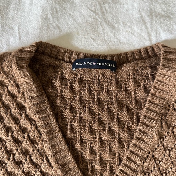 Brandy Melville Knit Sweater Vest - Picture 3 of 3